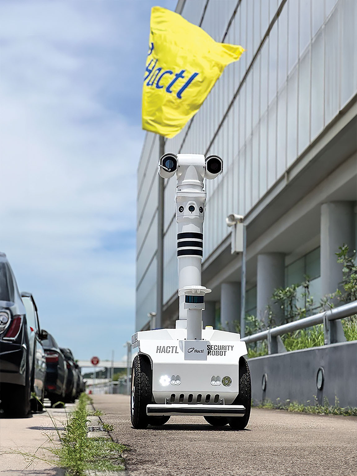 I, security robot! Hactl